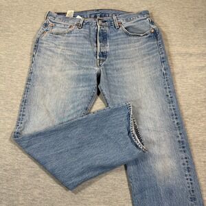 VTG Levis 501 Jeans Mens 34x30 Blue Regular Straight Button Fly Light Wash Y2K